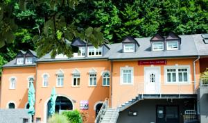 Budova, kde se aparthotel nachází