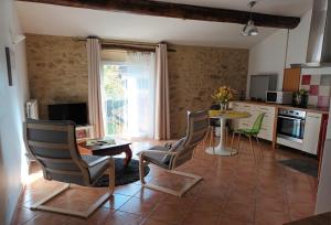Kuchyň nebo kuchyňský kout v ubytování LOFT DES LAQUETS + 6 fotografií
