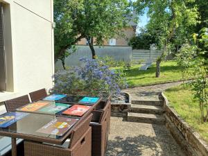 Vonkajšia záhrada v ubytovaní La maison d'adèle