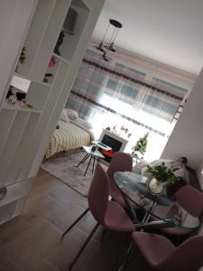 Seating area sa Studio D&N Jezero