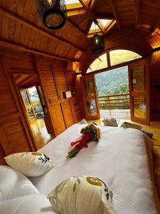 Postel nebo postele na pokoji v ubytování Glamping Shalom + 37 fotografií