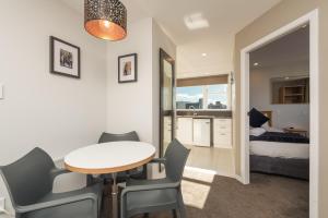 Voodi või voodid majutusasutuse Capital View Motor Inn - Free Parking toas