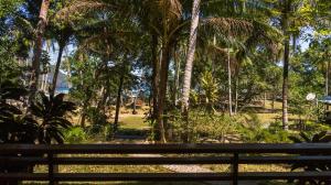 Afbeelding uit fotogalerij van High Chaparral Cottages in El Nido