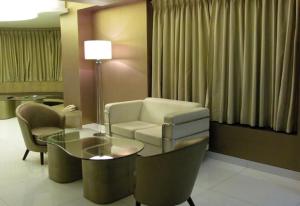Posezení v ubytování Cocoon Luxury Business Hotel