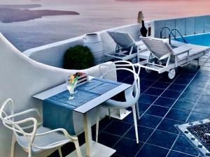 Bassein majutusasutuses Aeolos Art & Eco Suites Adults Only või selle lähedal