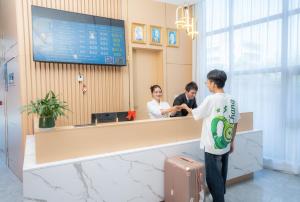 Hosté ubytování ARK HOTEL + 37 fotografií
