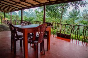 Rõdu või terrass majutusasutuses Nine Arch Homestay