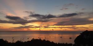 ボラカイにあるAmor Penthouse/Honeymoon Suite with Jacuzzi - Best View in the Island. Hidden Paradise!のギャラリーの写真