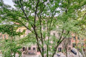 Φωτογραφία από το άλμπουμ του BK Heights 2BR w WD Elevator nr Promenade NYC-910 στο Μπρούκλιν