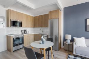 Gallery image of Dumbo 1br w gym roof nr TimeOut Building NYC-958 in Brooklyn