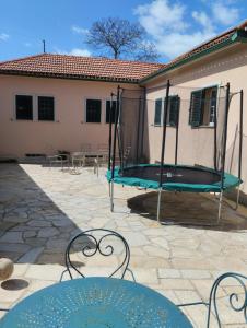 A piscina localizada em Quinta Viela Principal ou nos arredores