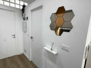 Vonios kambarys apgyvendinimo įstaigoje A H Rentals Picasso apartamento