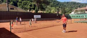 Tennis eller squash på eller i nærheten av La casa di Etienne