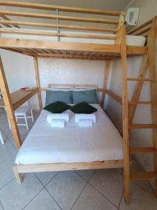 Postel nebo postele na pokoji v ubytování MilanoLetto Suite Room