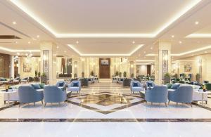 TIME Ruba Hotel & Suites في مكة المكرمة: لوبي فندق فيه كراسي وطاولات