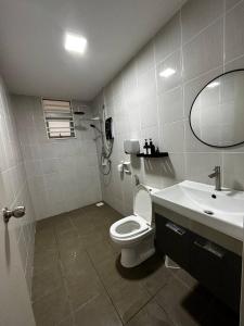 Ванна кімната в HOMESTAY SENTUL KUALA LUMPUR VIEW KLCC