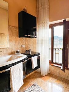 Kuchyň nebo kuchyňský kout v ubytování Casa La Torre