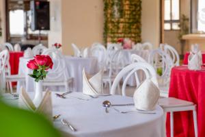 Restaurace v ubytování Melili Hotel