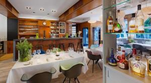 Nápoje v ubytování Das Eckert - Lifestyle Design Hotel & Fine Dining bei Basel (Grenzach)