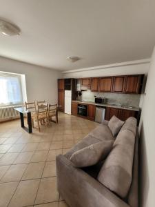 Kuchyň nebo kuchyňský kout v ubytování Casa Pontesana