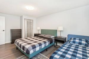 Легло или легла в стая в Upscale 3BR/2.5BATH House +Games room and Yard!