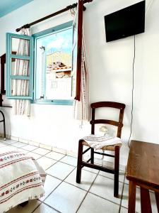 Μια τηλεόραση ή/και κέντρο ψυχαγωγίας στο Patras Rooms