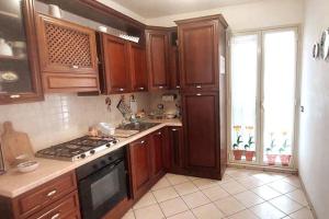Nhà bếp/bếp nhỏ tại Holiday House Casa Vacanze Vento di Mare +21 ảnh