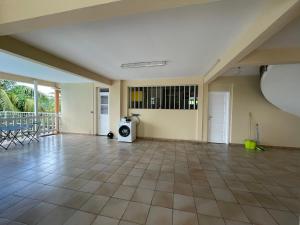 Foto sihtkohas Schœlcher asuva majutusasutuse Studio Rez de villa avec piscine galeriist