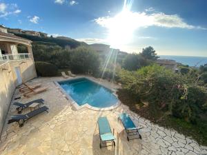 Phong cảnh thiên nhiên gần biệt thự