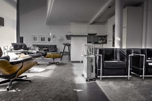 Χώρος καθιστικού στο Beautiful Loft 130m2 Sun and free parking