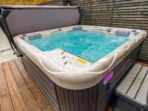 Fotografie z fotogalerie ubytování Chez Sabine et Eric Maison pour 6 personnes avec piscine chauffée v destinaci Andenne