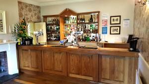 Lounge atau bar di Singleton Lodge Country House Hotel