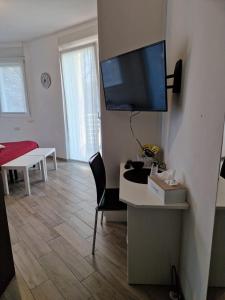 TV a/nebo společenská místnost v ubytování BeB Casa di Lia