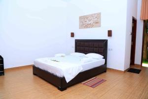 River Edge Yala客房内的一张或多张床位