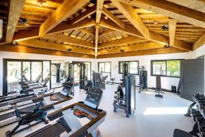 Fitness center at/o fitness facilities sa Lindo Quarto & Sala + SofaCama