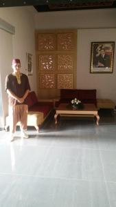 A seating area at Hotel A44