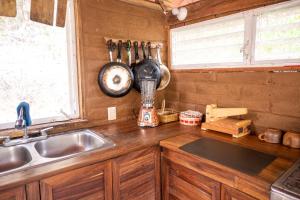 Dapur atau dapur kecil di Yoo'Nashi - Estancia Ecológica y Experiencias Comunitarias