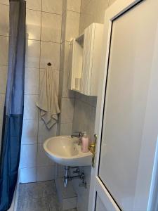 Koupelna v ubytování Apartmani Filip