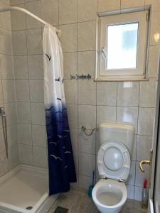 Koupelna v ubytování Apartmani Filip
