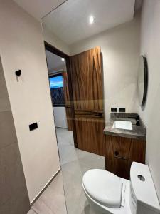 Ванная комната в Lujoso Depto en Tulum 1 Rec