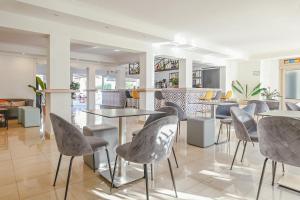 Posezení v ubytování Hotel LLITERAS