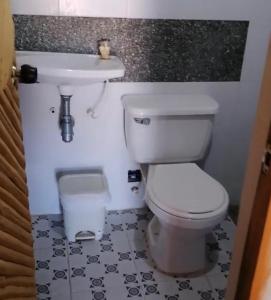 Et badeværelse på El Viejo Moi Hospedaje & Restaurante