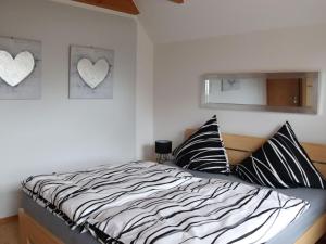Katil atau katil-katil dalam bilik di Dream on the dike 2 Comfortable Vacation Home