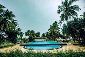 Piscina di Helios Beach Resort o nelle vicinanze