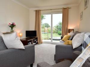 A seating area at 3 Bed in Smarden 58544