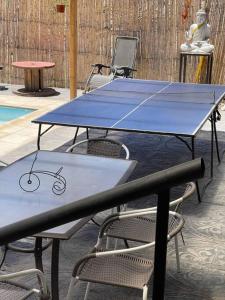 Stolní tenis v ubytování Casa de montaña nebo okolí