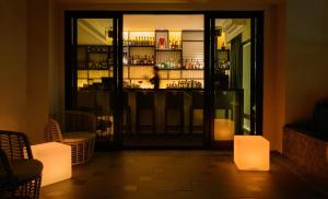 Setustofa eða bar á Hotel Mvsa+Michelin 2 Starred Molino de Urdàniz
