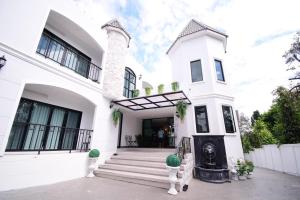 Exteriér nebo vchod ubytování พาราไดซ์รีสอร์ต สังขละบุรี Paradise Resort at Sangkhlaburi