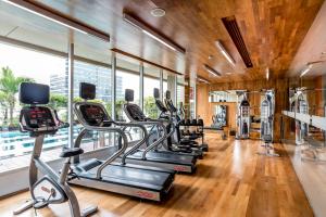Centrul de fitness și/sau facilități de fitness de la Hilton Garden Inn Bangkok Silom