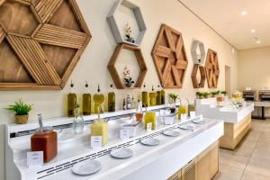 Foto sihtkohas Laganas asuva majutusasutuse White Olive Elite Laganas galeriist